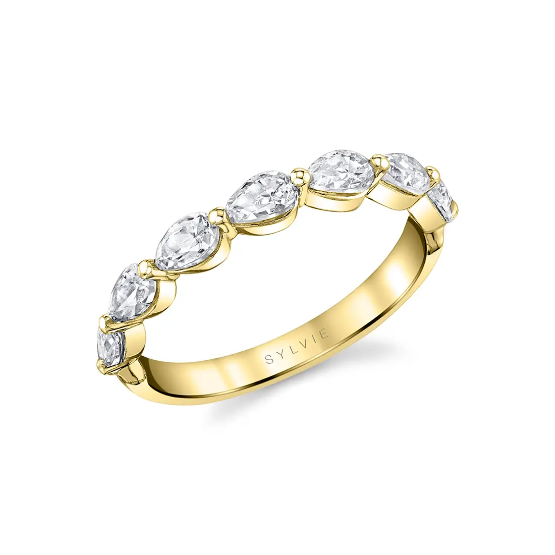 White Gold Classic Pear-Shaped Band - Lifestyle Image - Lifestyle Image