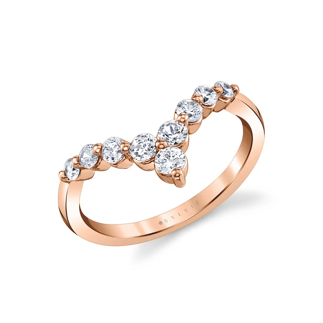 round diamond chevron wedding band in rose gold