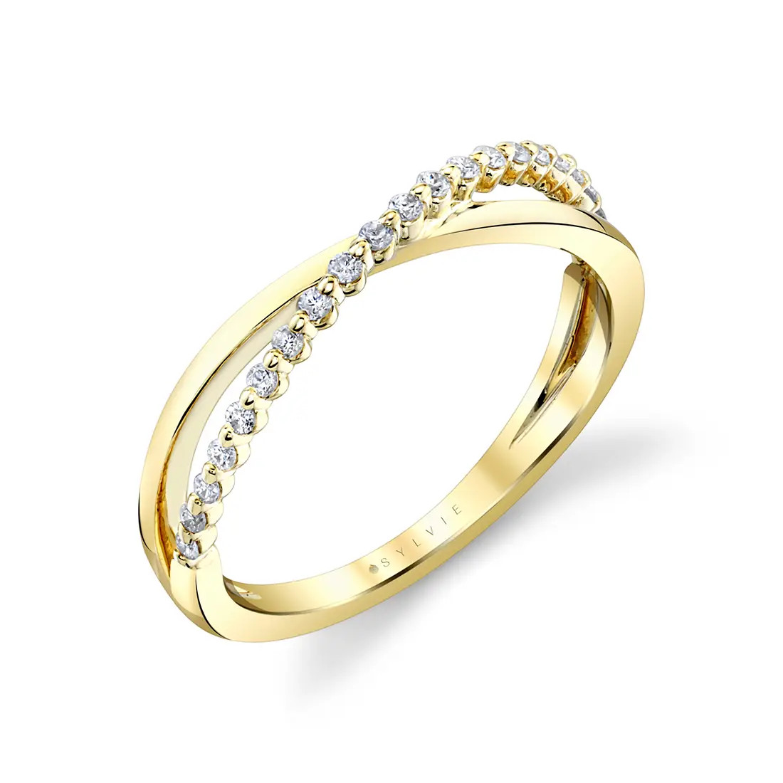 round diamond crossover wedding band in yellow gold