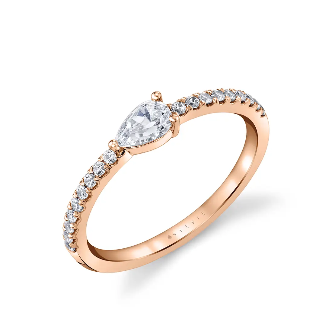 pear shaped classic wedding band in rose gold