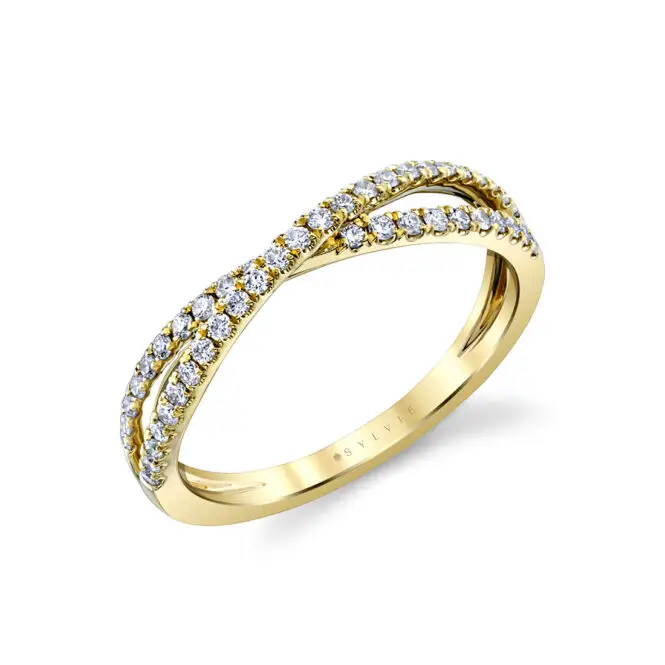 classic crossover wedding band in yellow gold