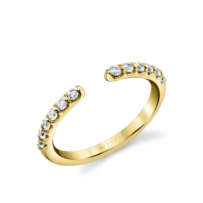 classic modern open wedding band in yellow gold
