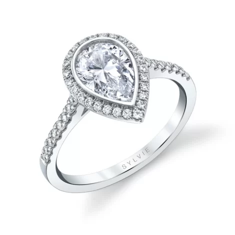 What Is a Halo On An Engagement Ring? 8 what is a halo on an engagement ring 8
