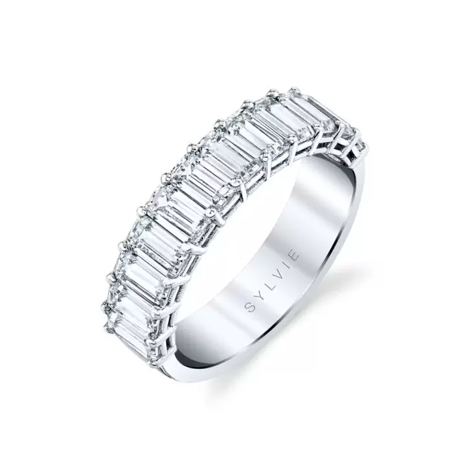 white gold emerald cut wedding ring b104-300