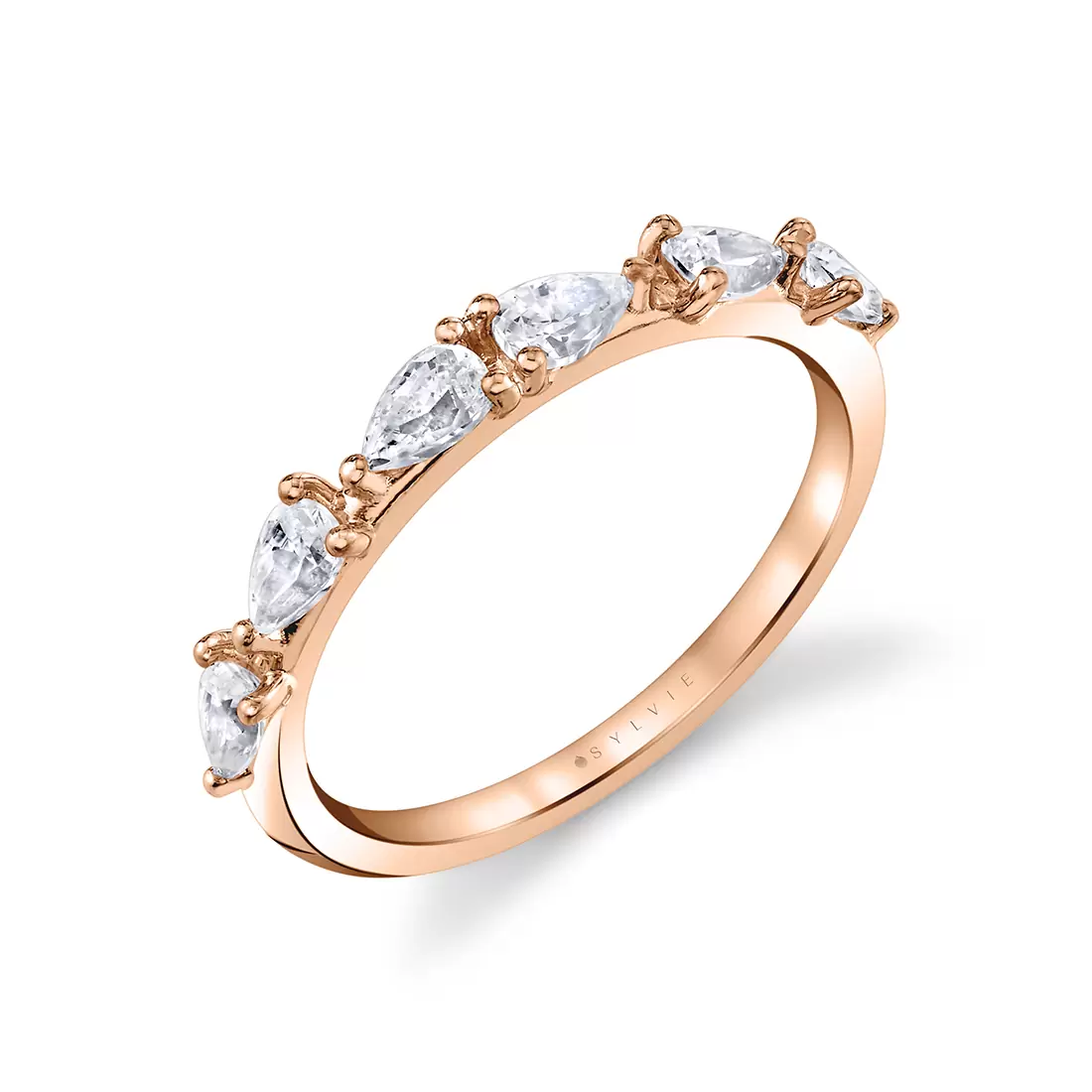 Rose gold, pear-shaped diamond wedding ring