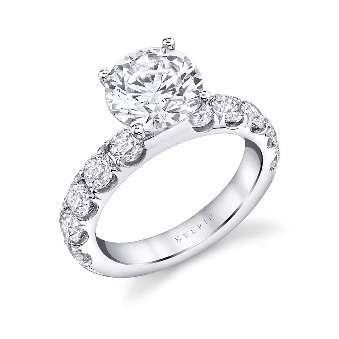 White Gold Round Cut Classic Engagement Ring - Octavie
