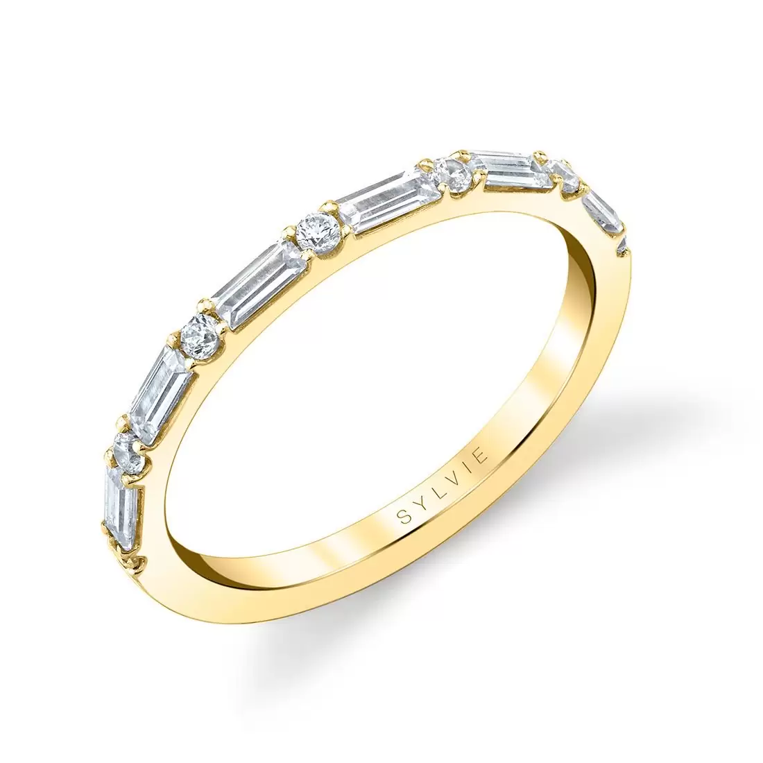 alternating baguette and diamond wedding band