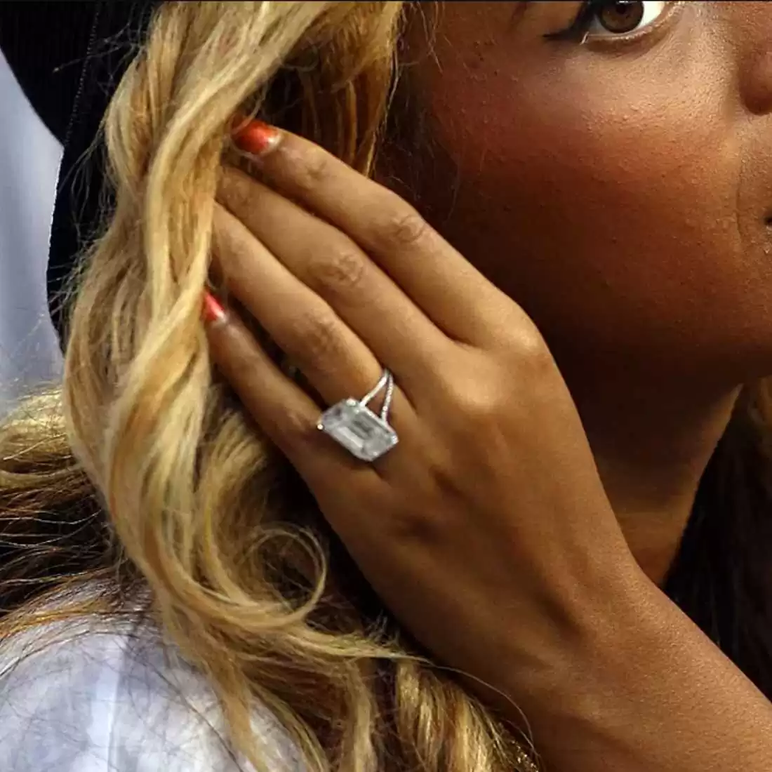 iconic solitaire engagement rings