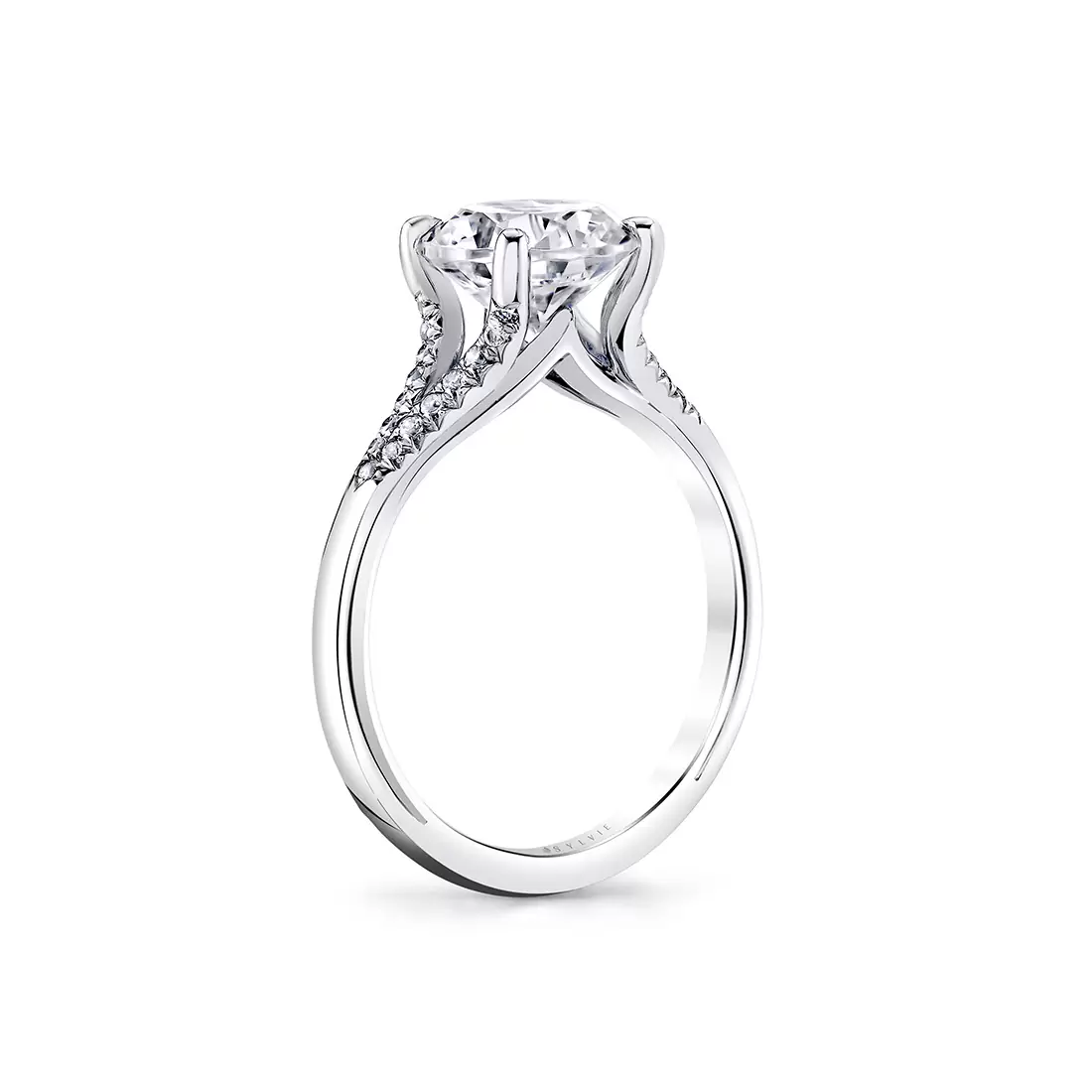 White Gold Round Cut Iconelle Shell Tip Shell Taper Engagement Ring - Fallyn
