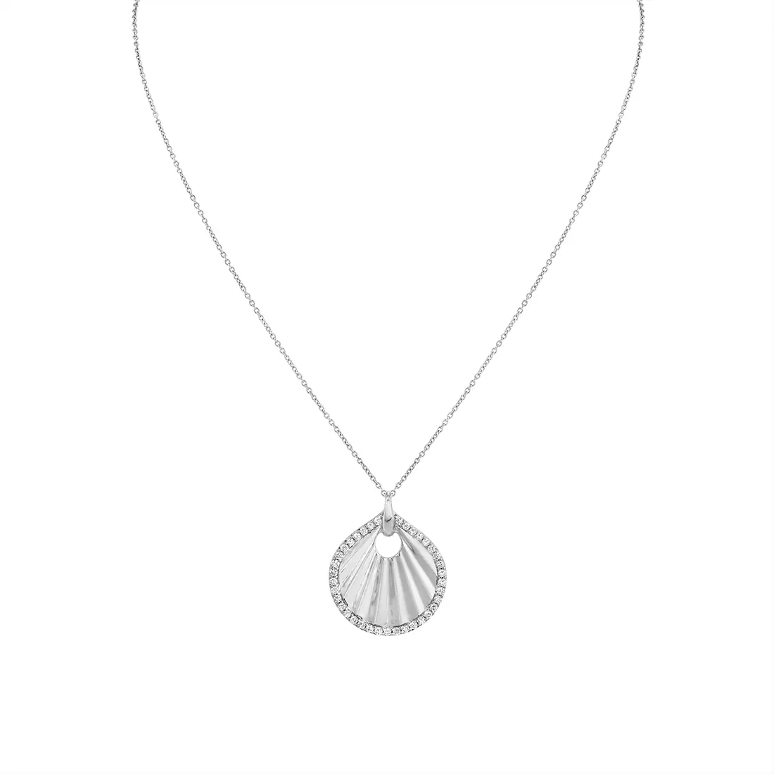 Yellow Gold Linéaire Sculpted Shell Diamond Pendant