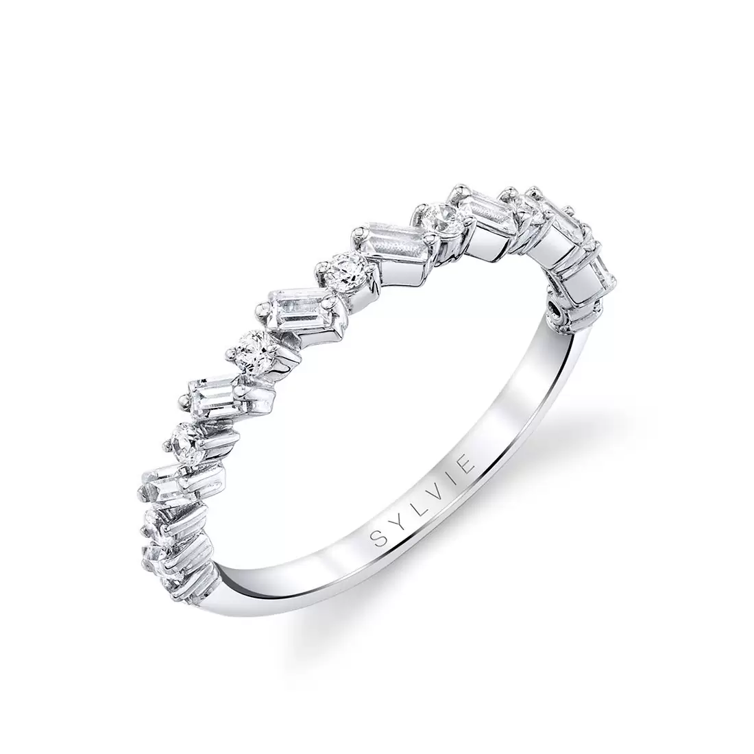 what kind of band should i wear with a solitaire engagement ring setting 8