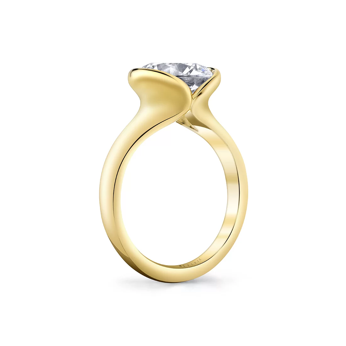 Yellow Gold Shell Auranova Solitaire Engagement Ring - Liora