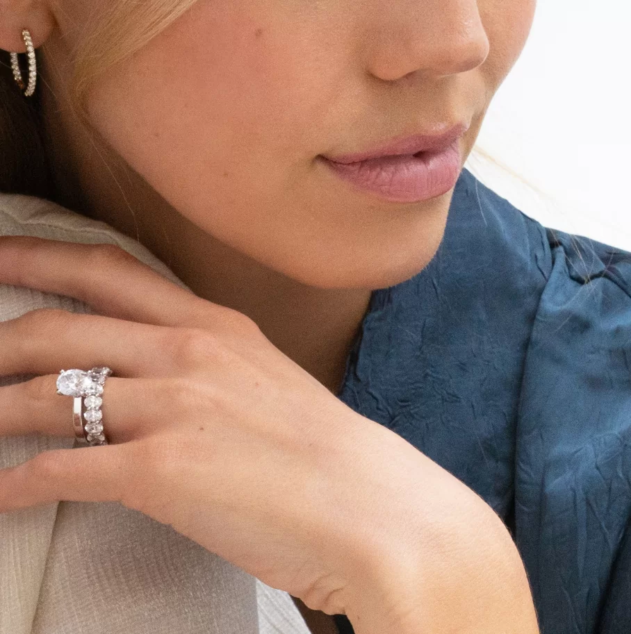 Oval Engagement Rings 1