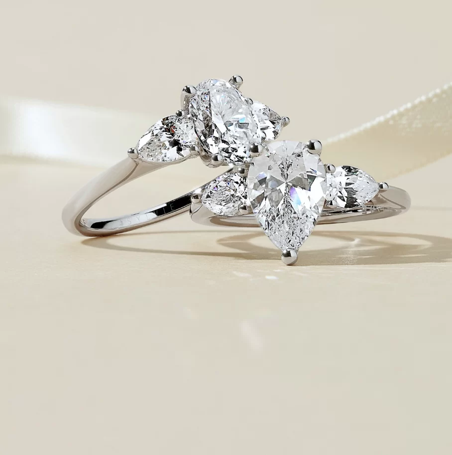 pear cut engagement rings 3