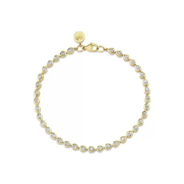 Yellow Gold Shell Bezel Pear Diamond Bracelet