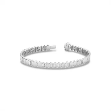 Yellow Gold Shell Tip Spaced Bezel Baguette Diamond Bracelet
