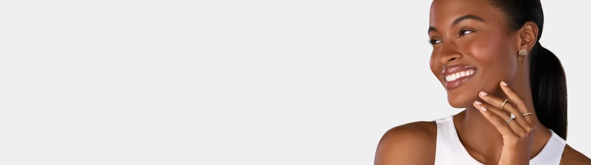 Hidden Halo Engagement Rings (Desktop Version)