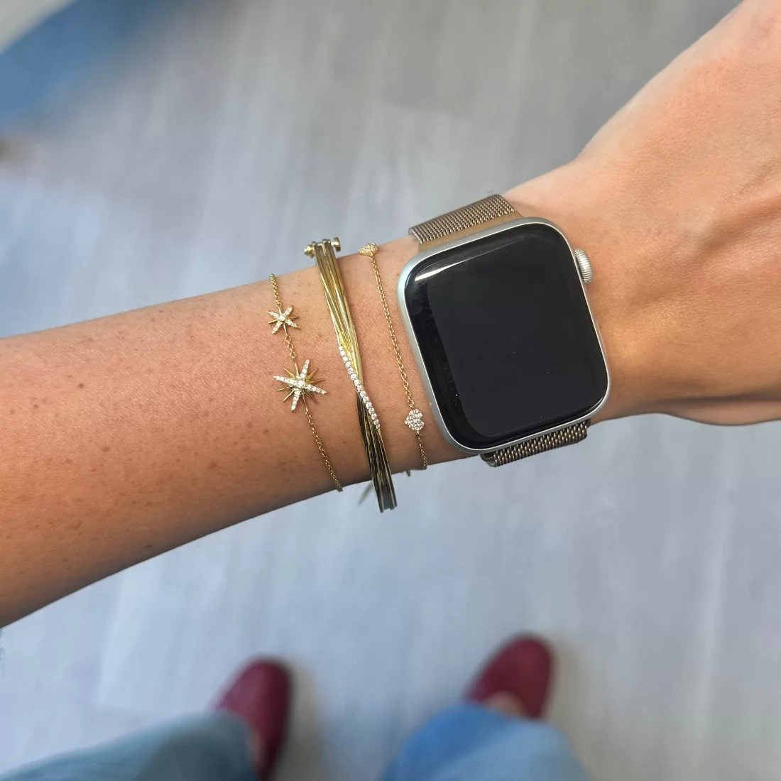 how to stack bracelets with apple watch 1
