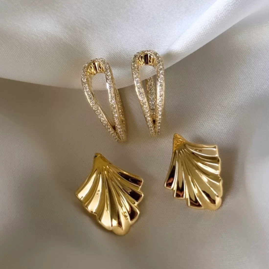 how to stack earrings 3