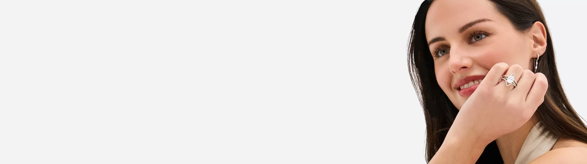 Curved Wedding Rings Top Web Banner (Desktop)