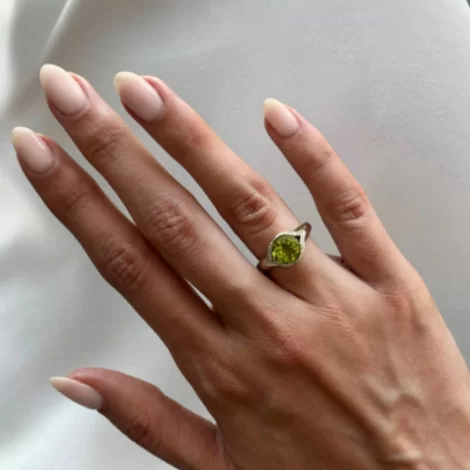 Unique Stones for Engagement Rings: Complete Guide 1 unique stones for engagement rings 1