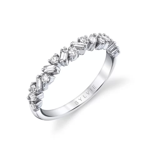 How to Stack an Oval Engagement Ring 6 how to stack oval engagement ring 6